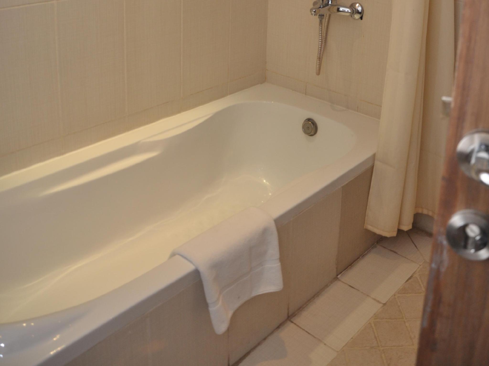 Reef Al Malaz Hotel International (ex. Tulip Inn Al Reef ) 26/26