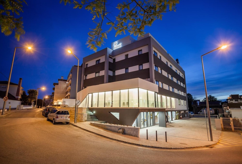 Essence Inn Marianos 3/67