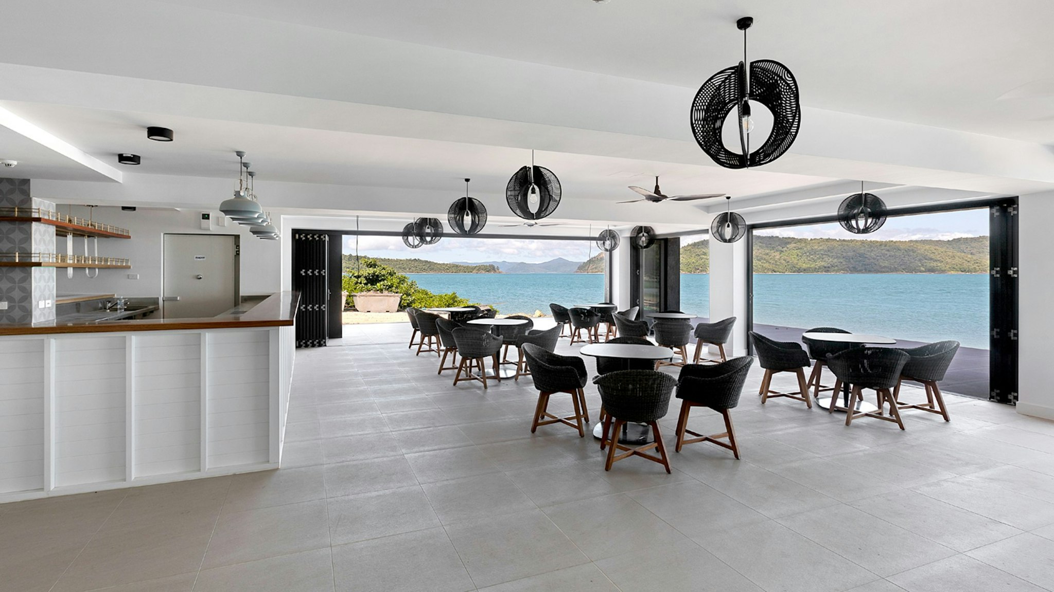 Daydream Island Resort and Living Reef 16/34