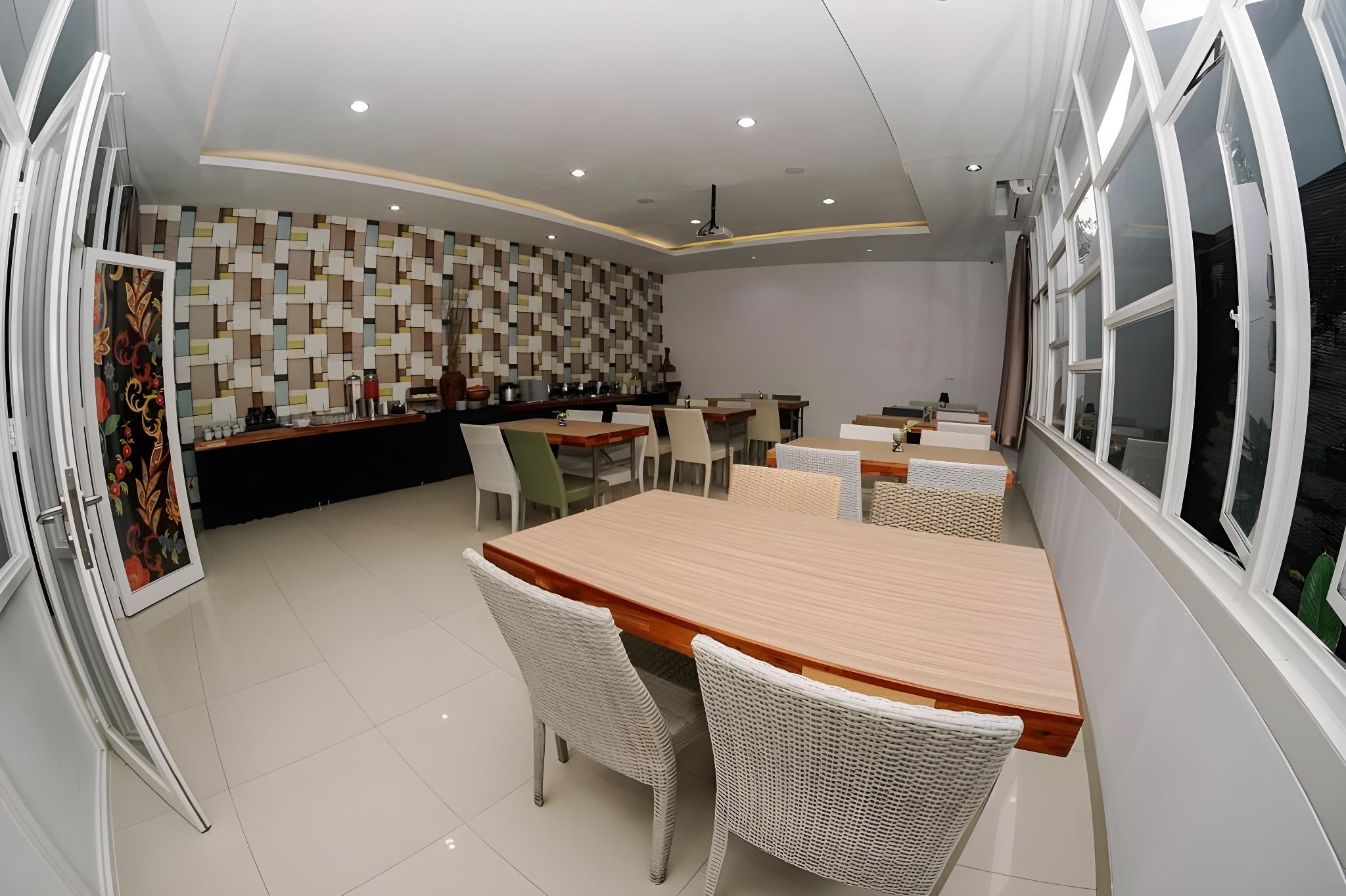 ZEN ROOMS MALIOBORO SOSROWIJAYAN WETAN 20/31