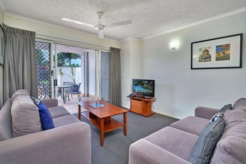 NORTH COVE WATERFRONT SUITES 34/58