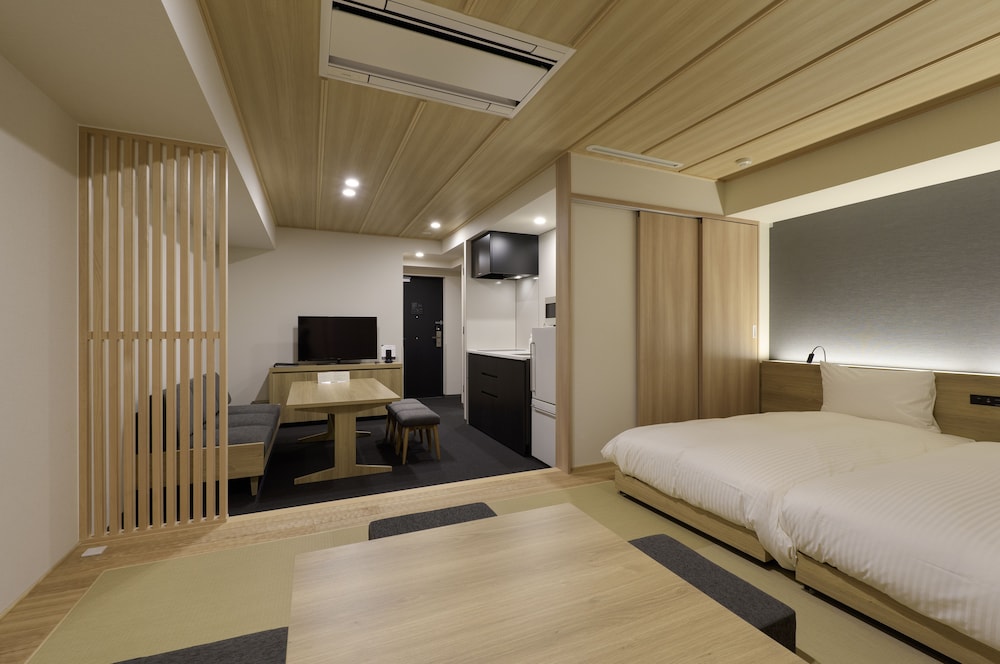 JAPANESE, APARTMENT