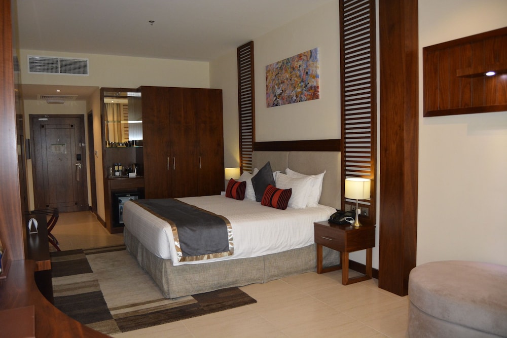 Western Hotel - Madinat Zayed 17/41