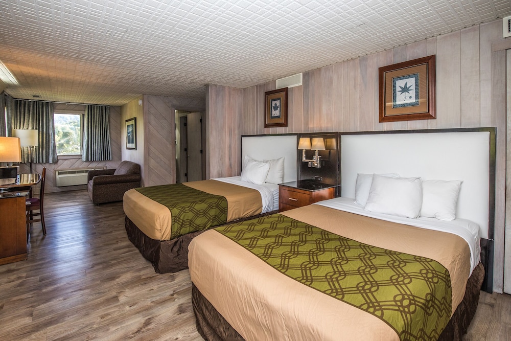 Chalet Inn 21/62
