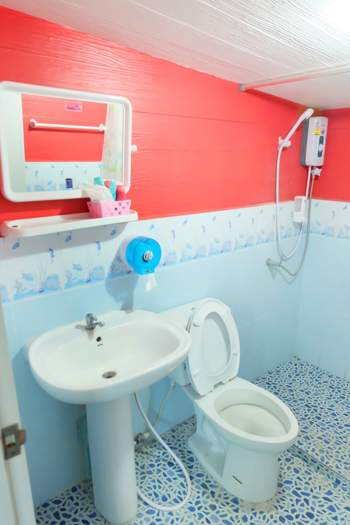 RED BLUE, HOUSE, DOUBLE AND TWIN BEDS