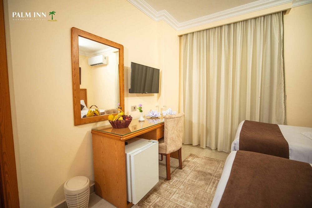 Palm Inn Hotel 49/50