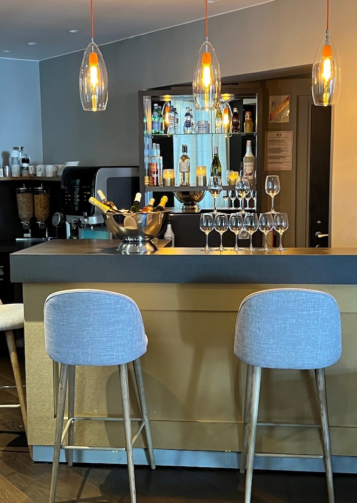 COMFORT HOTEL SIXTEEN PARIS MONTROUGE 54/67