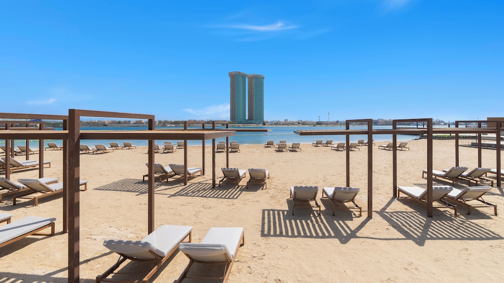 فندق ومنتجع مكارم النخيل(Rixos Obhur Jeddah Resort & Villas) 55/68