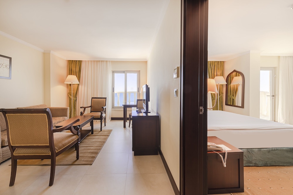 Crowne Plaza Antalya 56/83