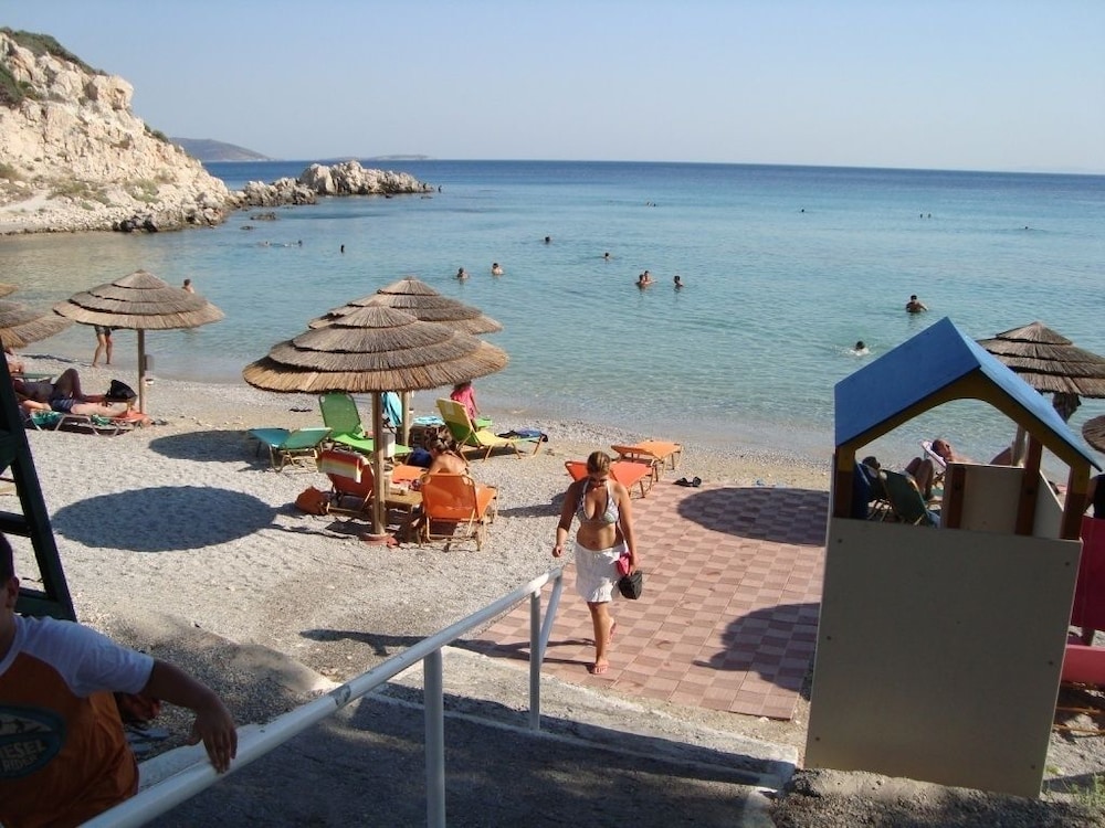 Glicorisa Beach Hotel 63/64