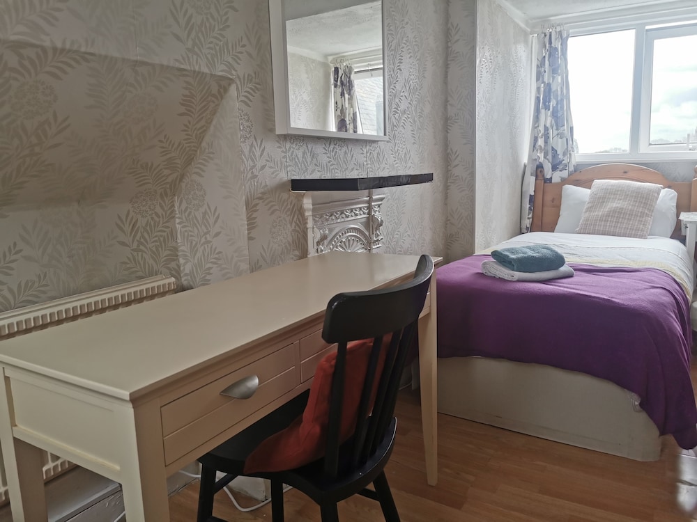 Adams Guest House 27/62