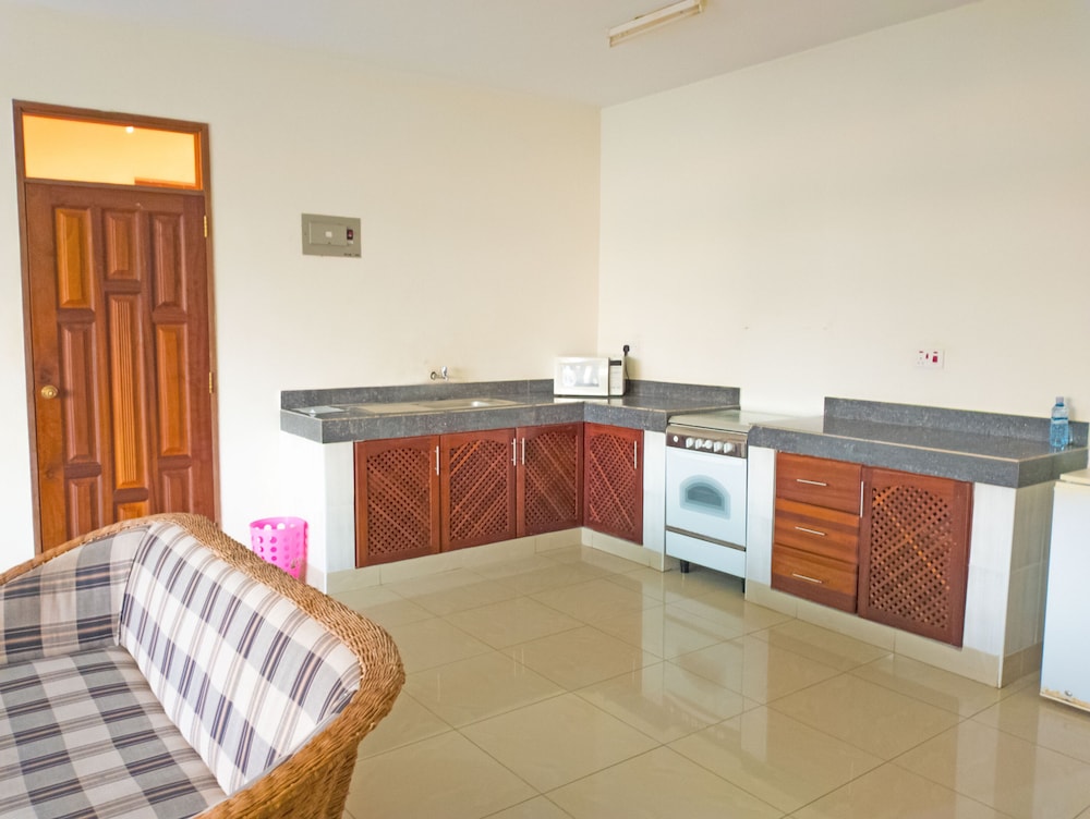Nightingale Apartments photo5