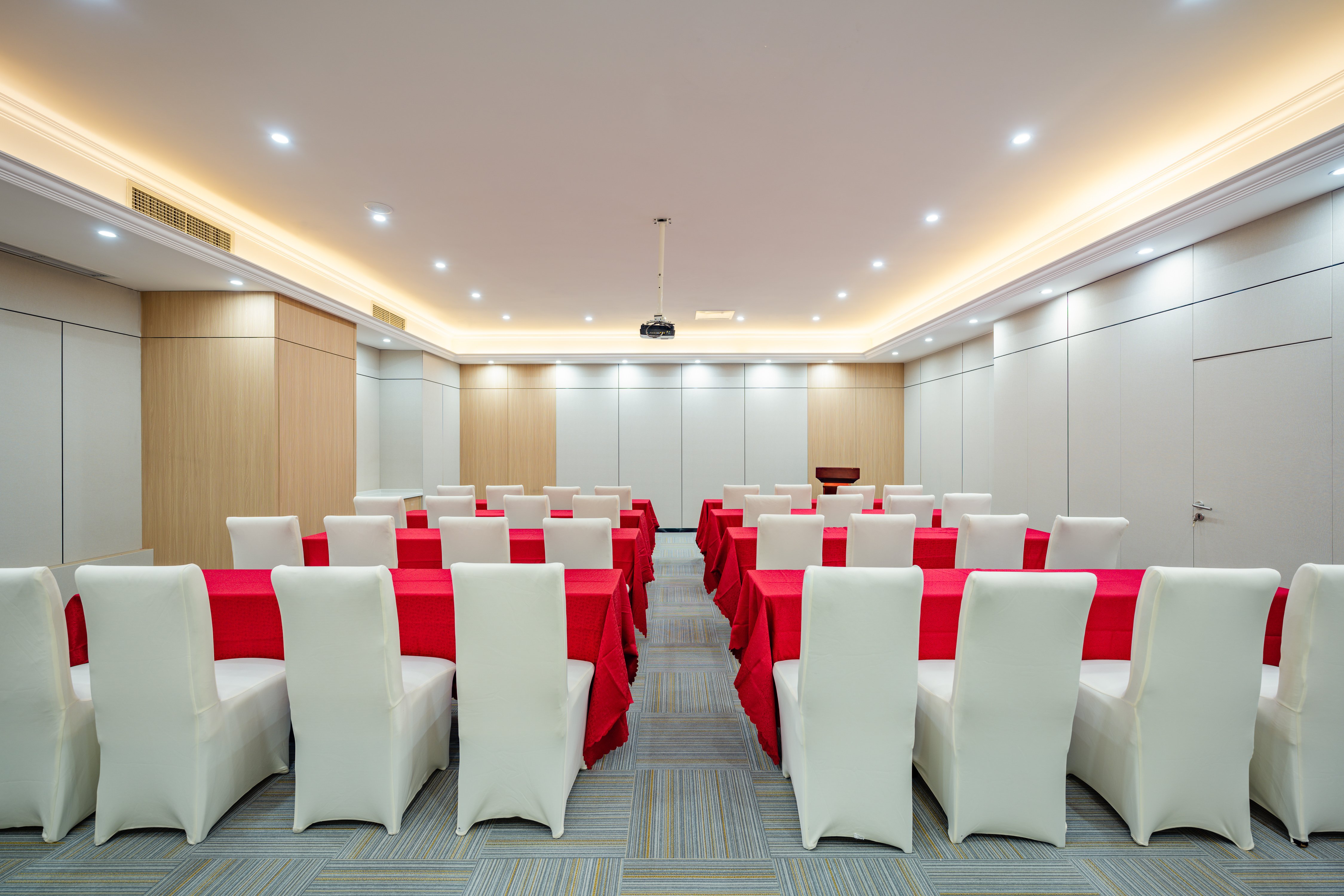 Holiday Inn Express Chengdu Tianfu Square an IHG Hotel 17/25
