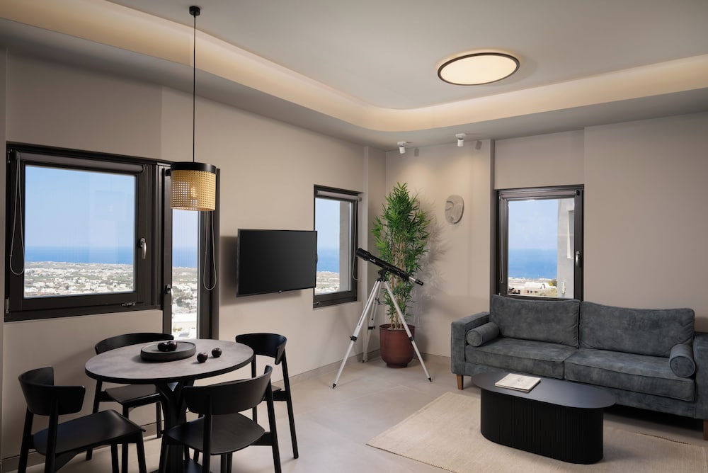 Apikia Santorini Suites - Adults Only 63/85