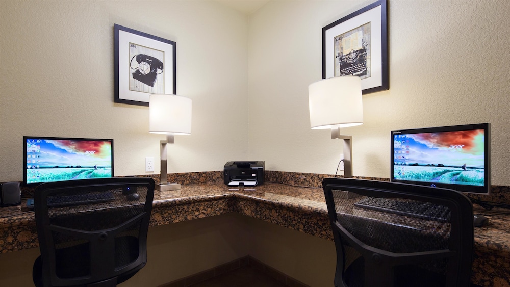 Best Western Plus Guymon Hotel & Suites 21/35