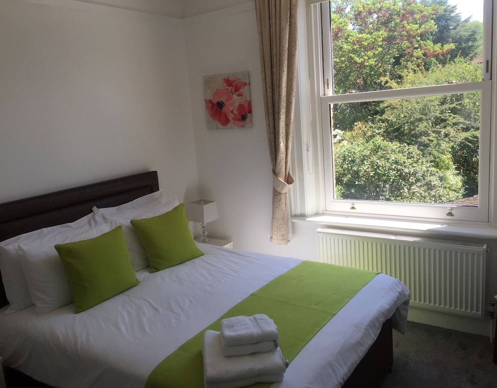 Croham Park Bed &amp; Breakfast 5/22
