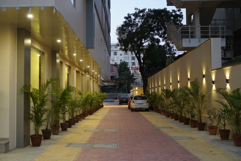Hotel Jaipur Central 18/21