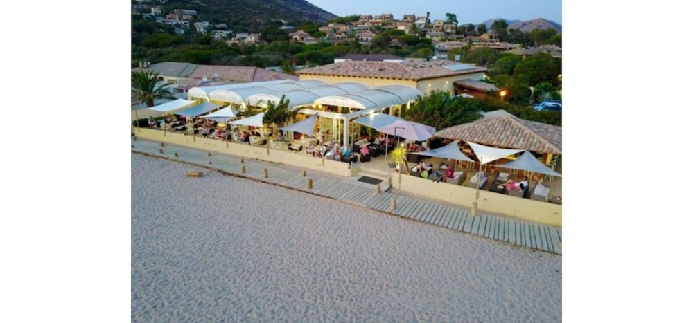 Marina Di Lava Hotel 9/60