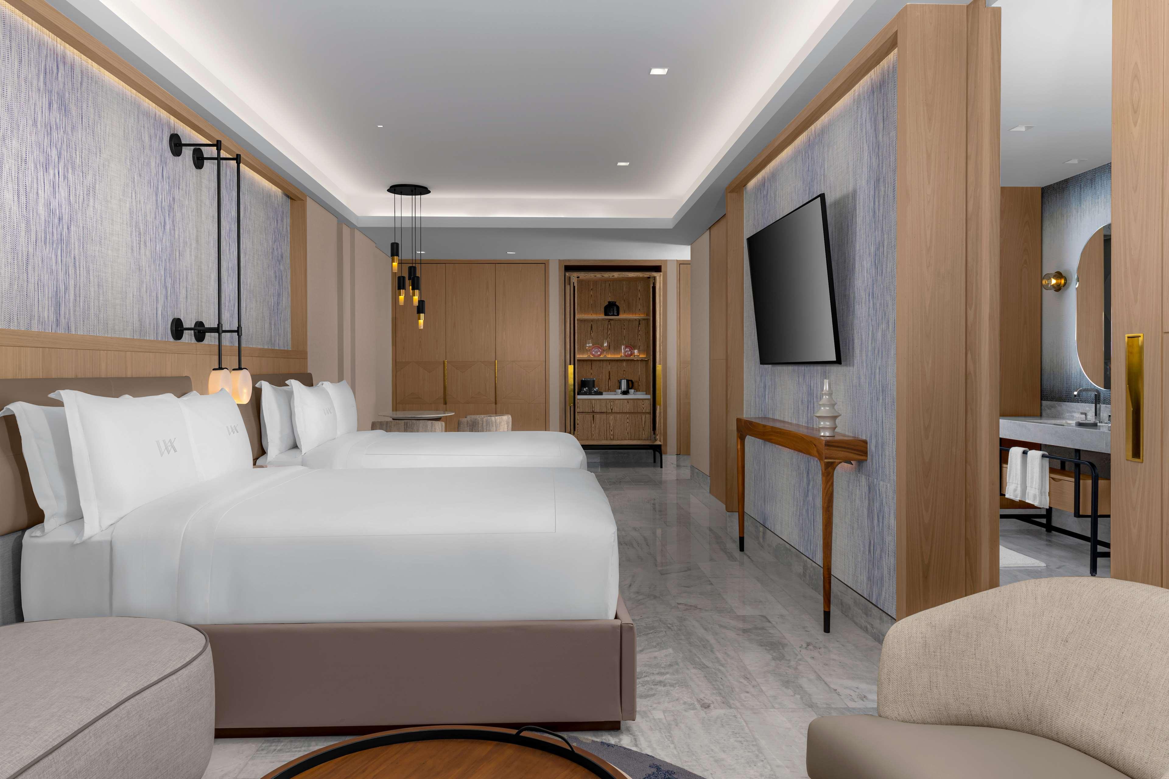 GUEST ROOM, 2 QUEEN BEDS, SWIM UP POOL