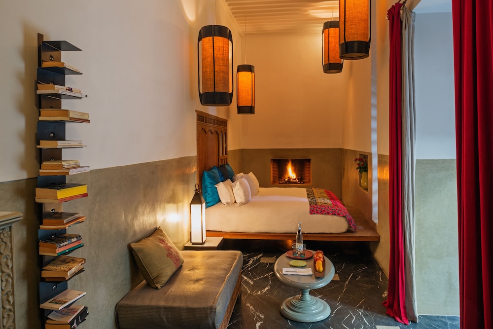 Riad Due 8/50
