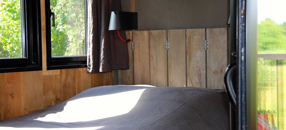 LE DOMAINE DES PRES VERTS SPA 49/50