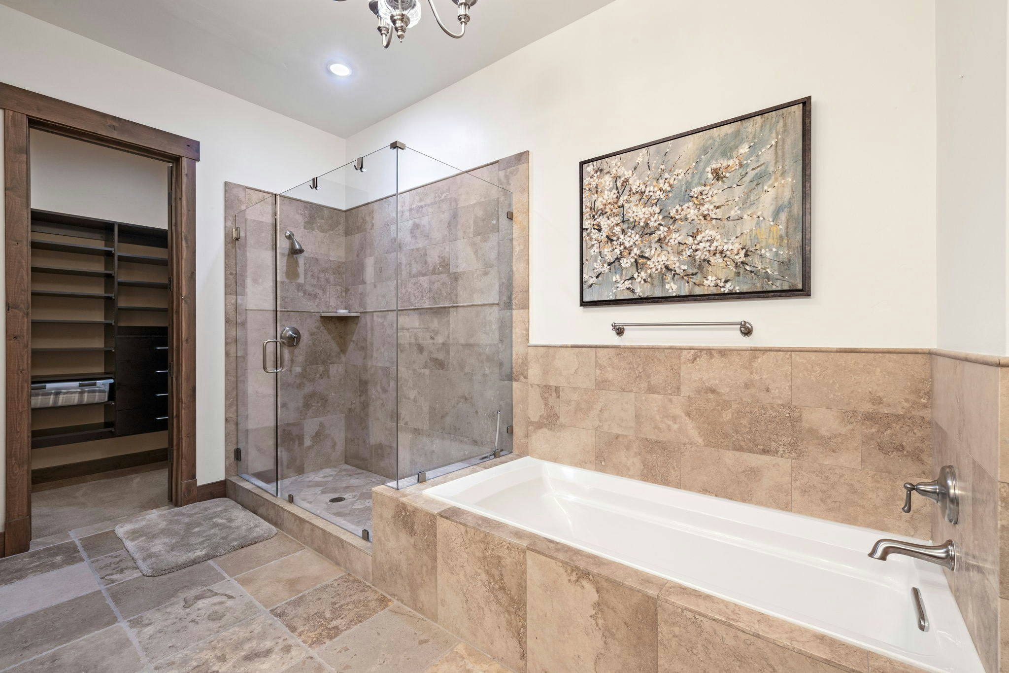 Juniper Landing By Lespri Management 50/50