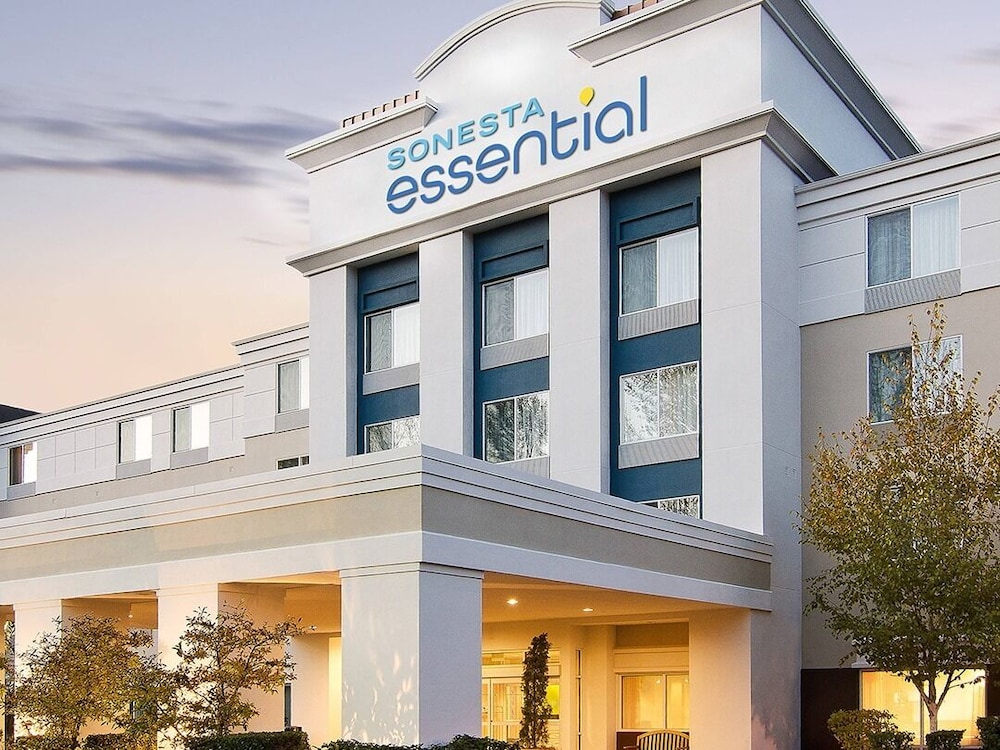 Sonesta Essential Houston Hobby Airport photo1