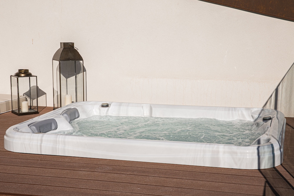 Costamante Suites & Spa 46/50