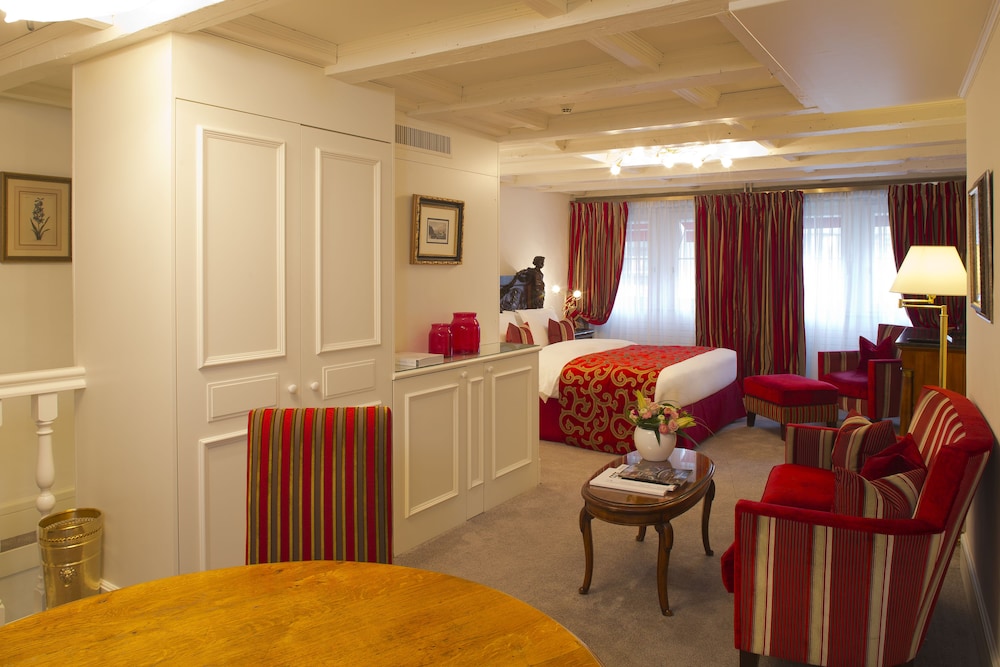 Hotel de La Cigogne Geneva 64/69