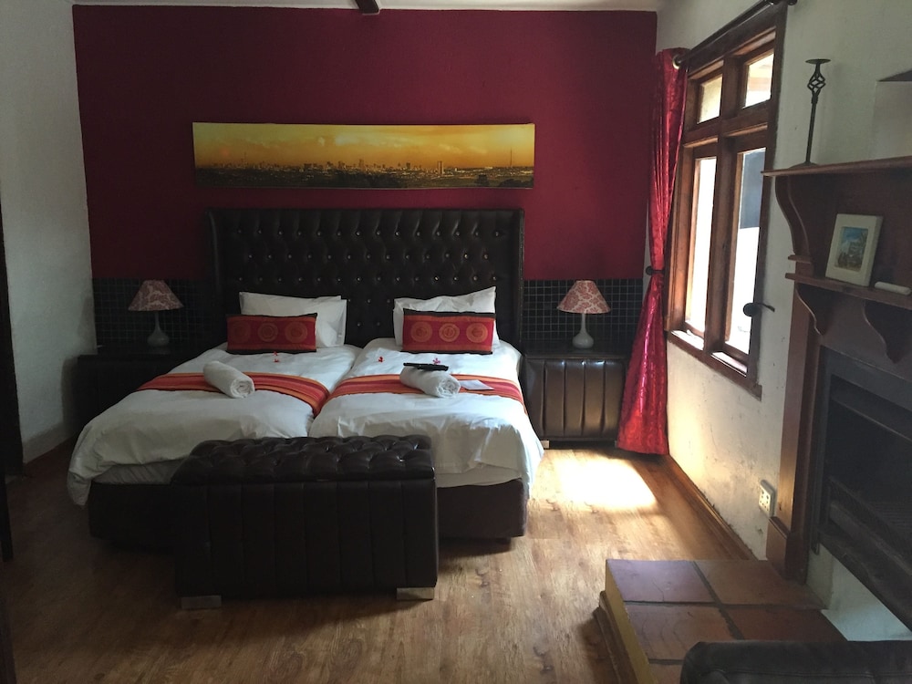 House On York Guest House 10/47