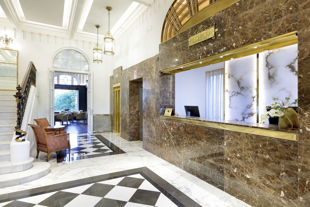 Eurostars Hotel Real 9/76