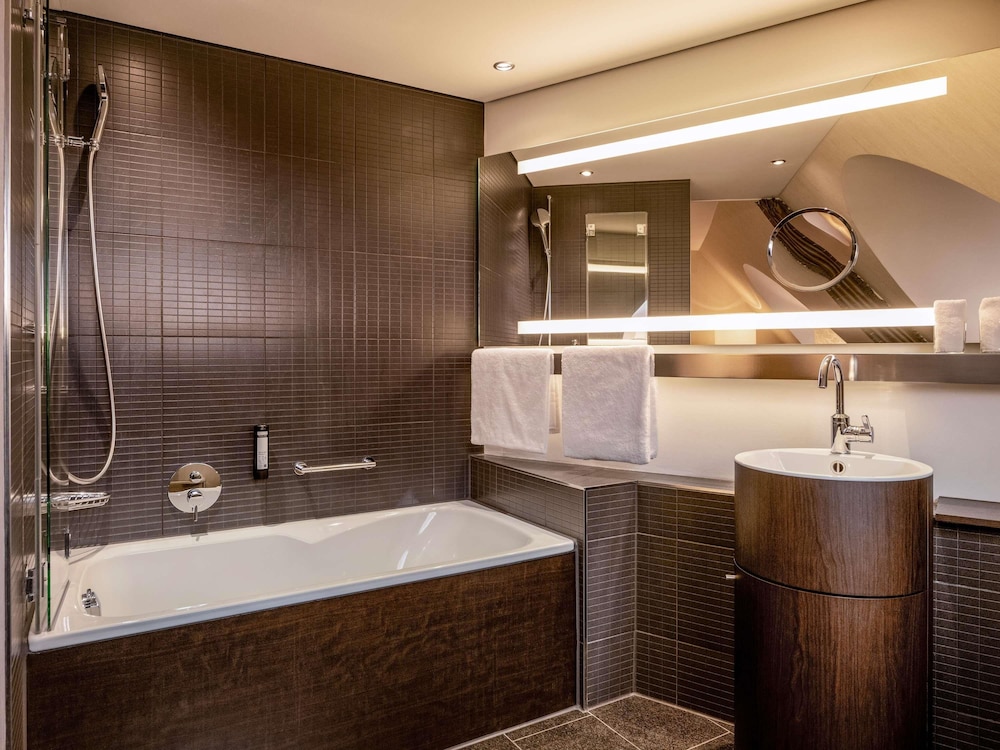 Movenpick Hotel Hamburg 76/76