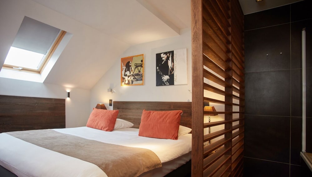 ECONOMY, DOUBLE BED