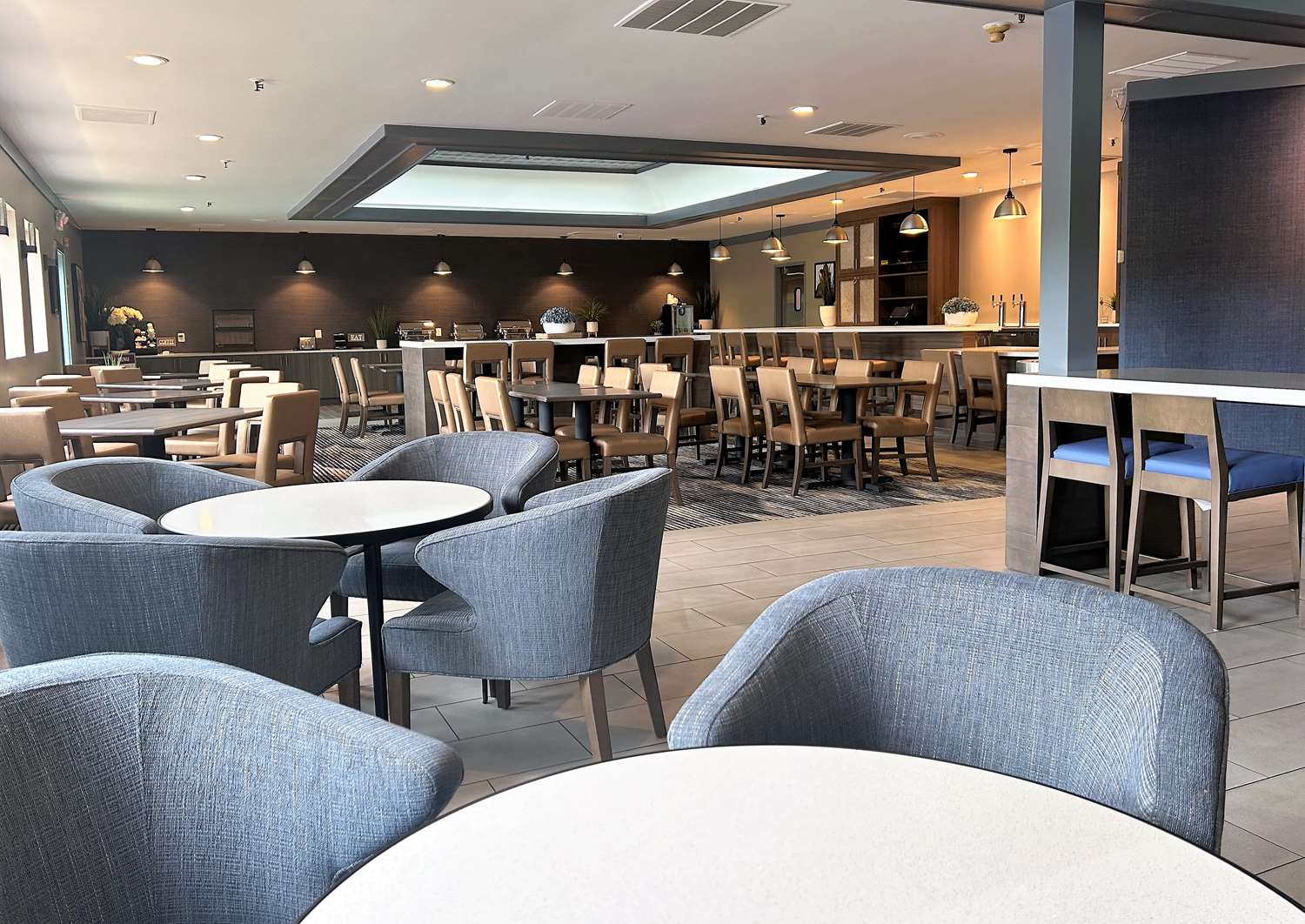 Best Western Premier Rockville Hotel & Suites 27/38
