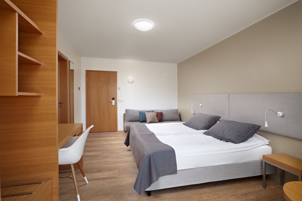 ICELANDAIR HOTEL HAMAR 20/68