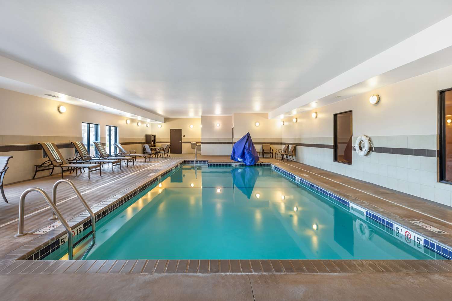 Best Western Plus Casper Inn & Suites 13/33