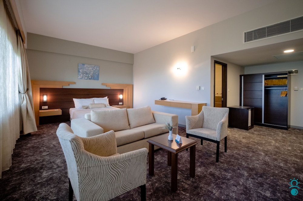 Koru Hotel 16/21