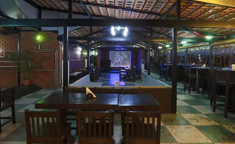 OYO 16804 Hotel Abhimaani Vasathi 8/16