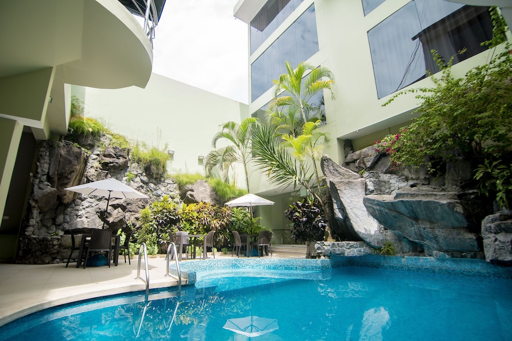 El Dorado Isabel Hotel And Suites 64/66