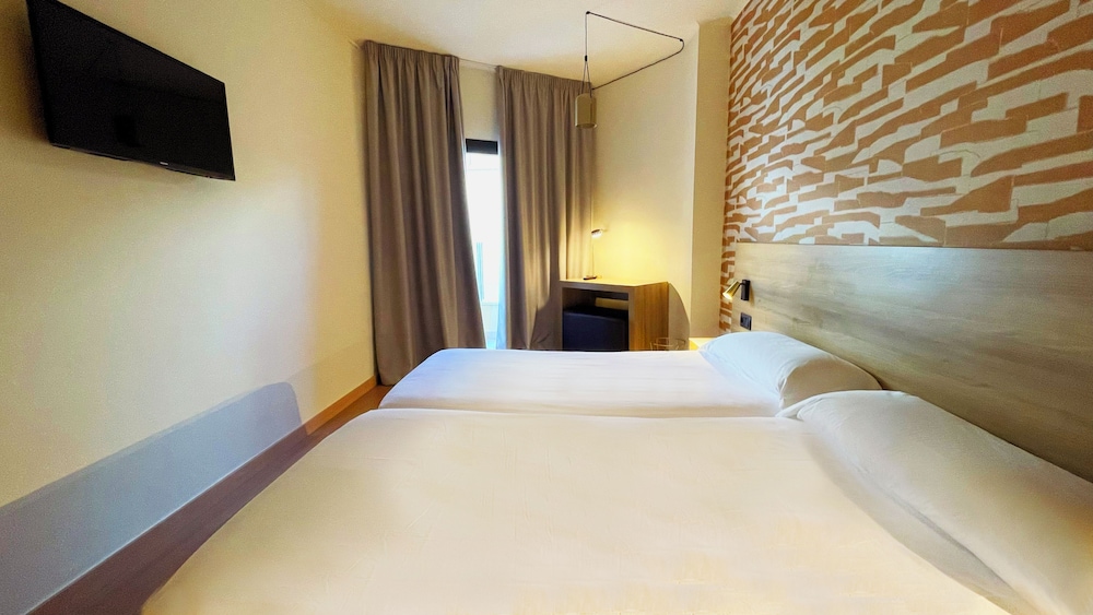Room, Twin Beds, Sea View, Balcony, Hotel Playa Mallorca 4/8