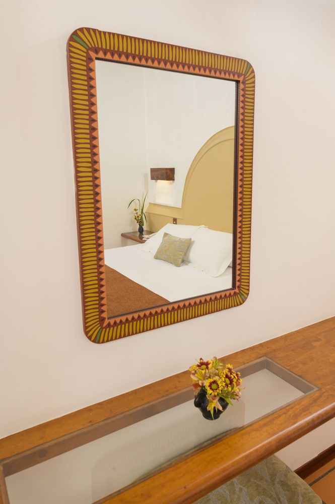 Hotel Casa Vertiz 50/50