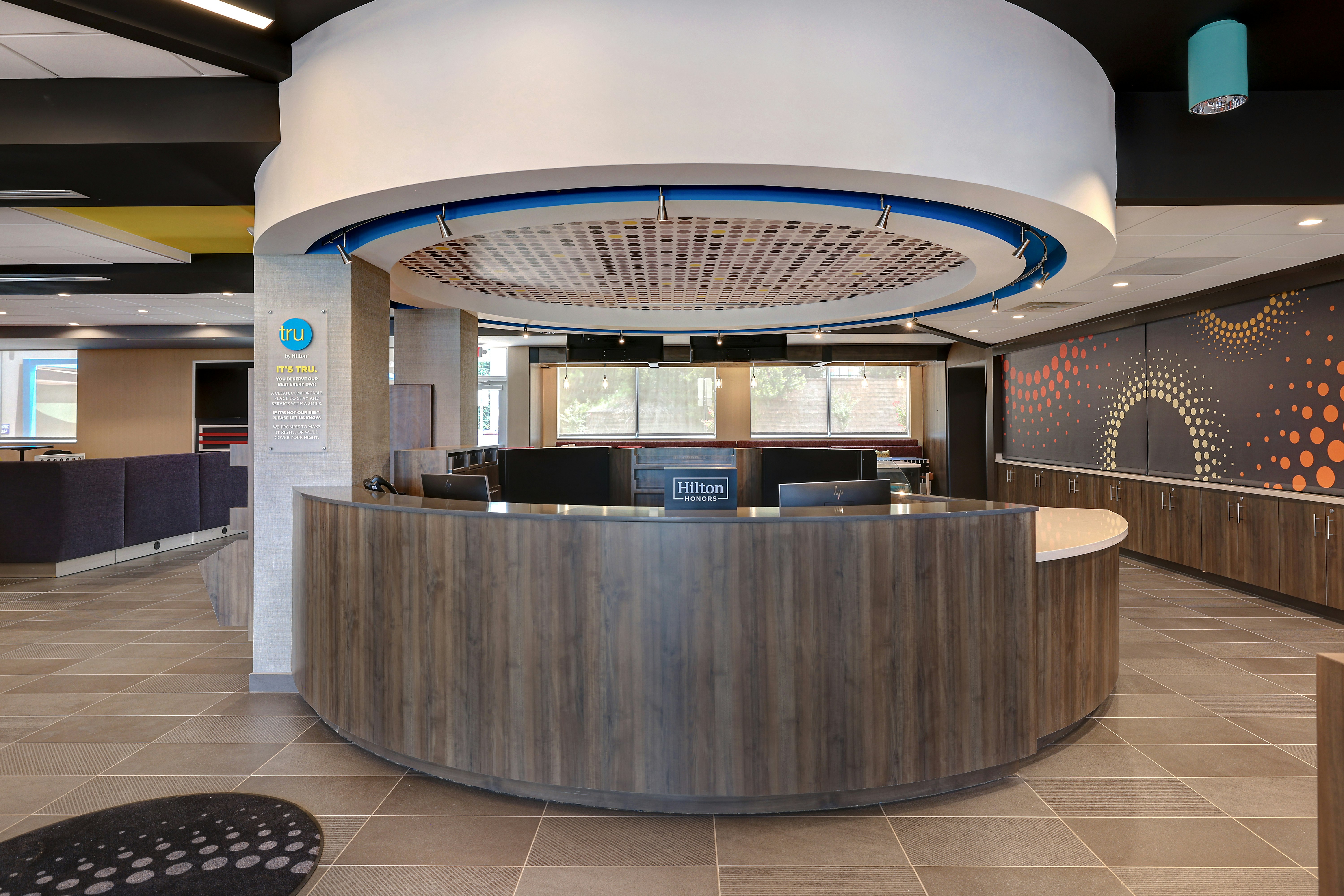 Lobby at Tru by Hilton Lithia Springs, LITHIA SPRINGS - GA