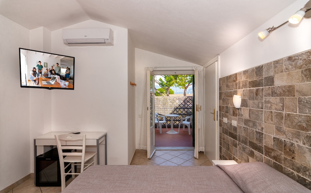 Hotel Eura 33/46