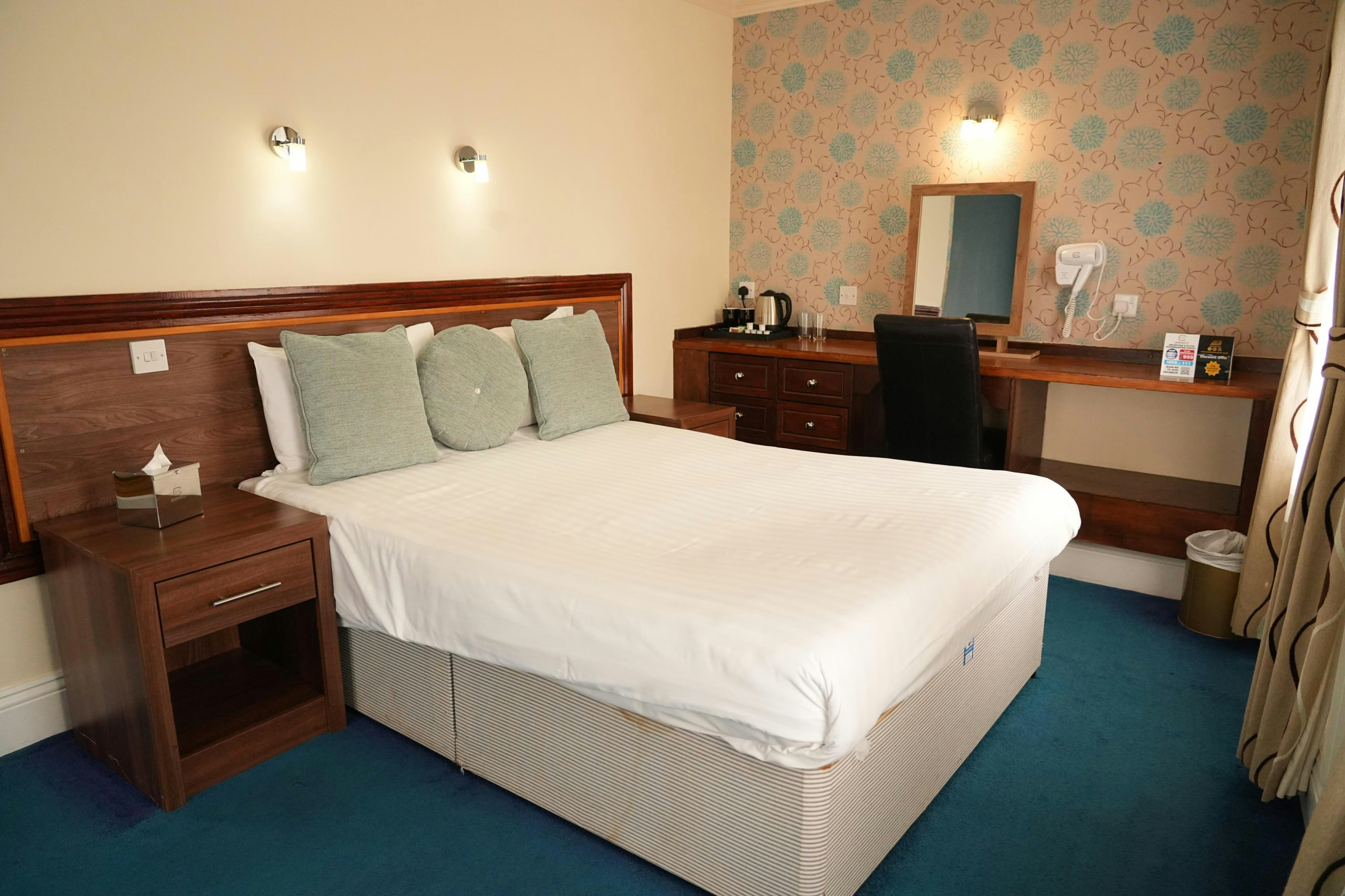 The Continental Hotel, Derby 28/64