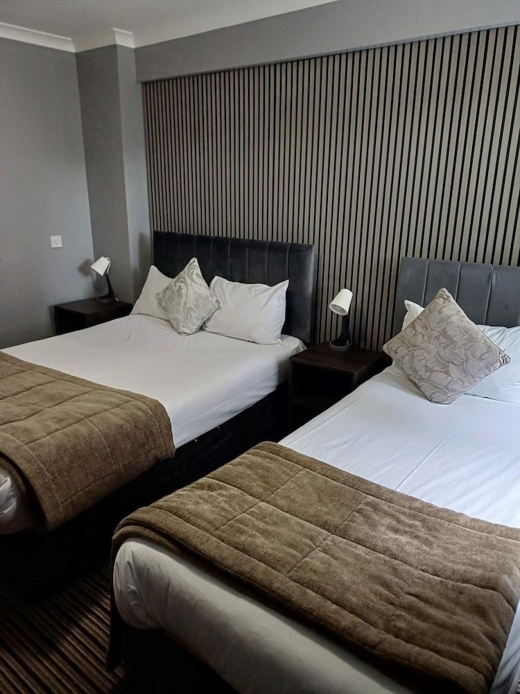 Standard Quad Room