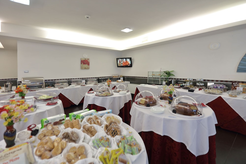 Hotel Relax Roma Nord 34/50
