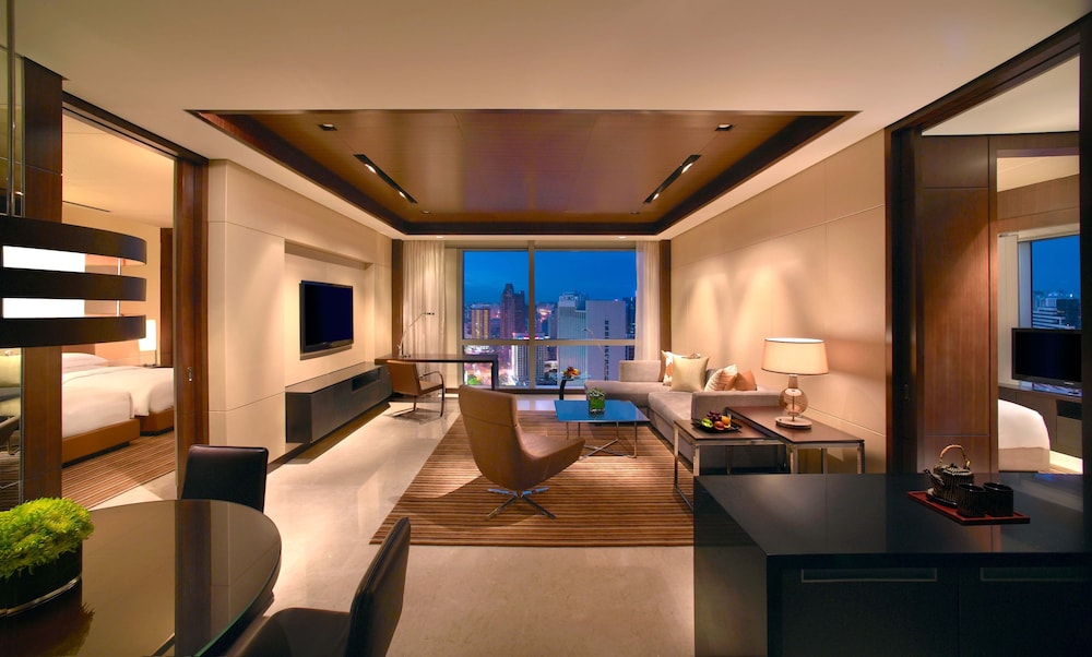 Grand Hyatt Shenzhen 44/75