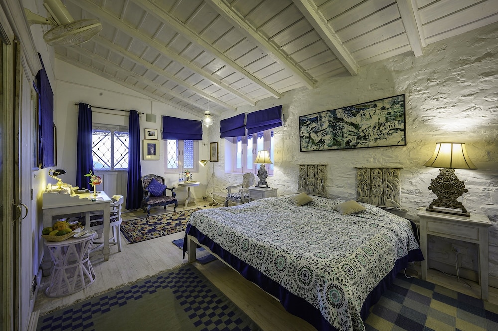 Neemrana's - Ramgarh Bungalows 33/60