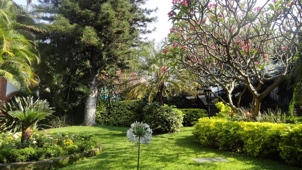 Hotel Vista Hermosa 61/66