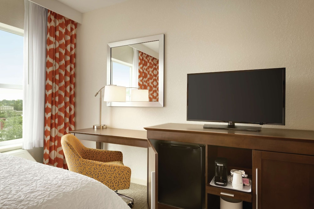 Hampton Inn St Albans Vt 13/32